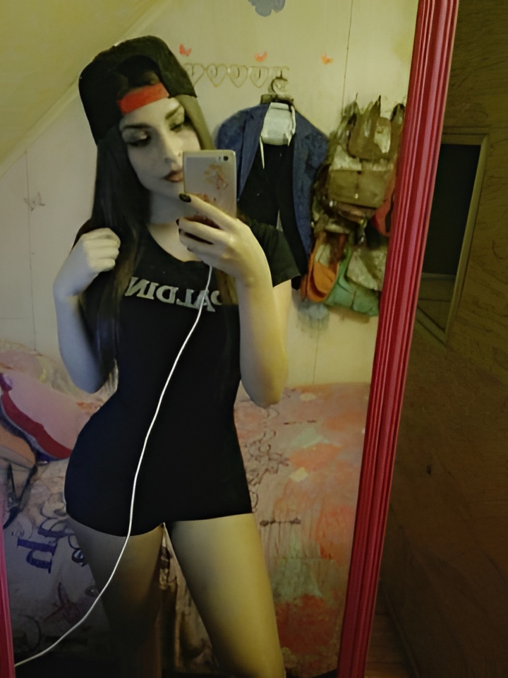 Юхима привлекальеная девушка из Обнинска цена от 10000 руб