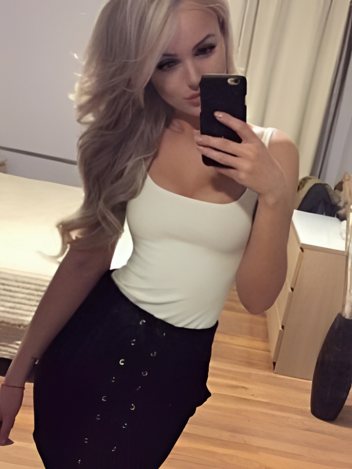 Индивидуалка Каролина, доступна для личного знакомства от 10000 руб