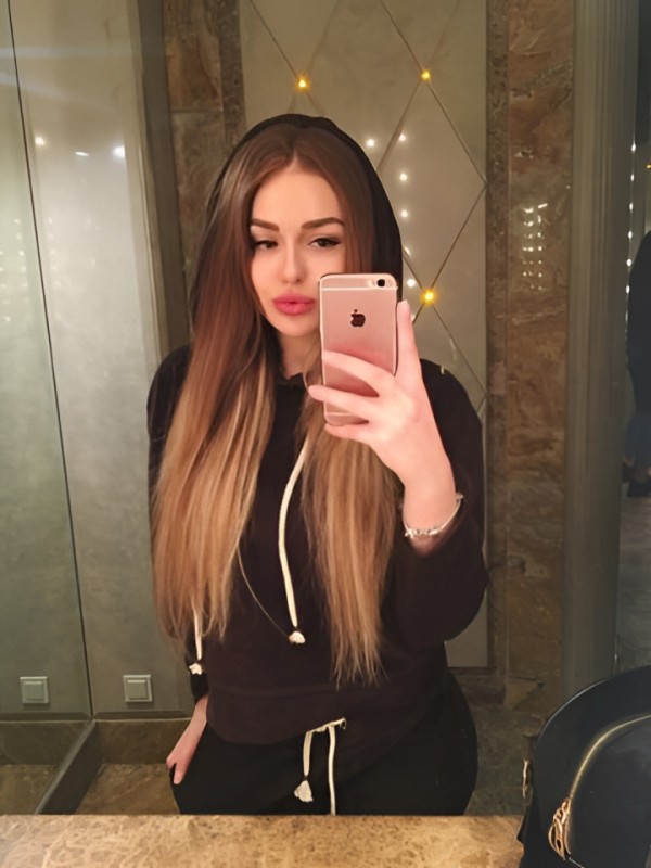 Сарра привлекательная девушка из Обнинска цена от 1500 руб