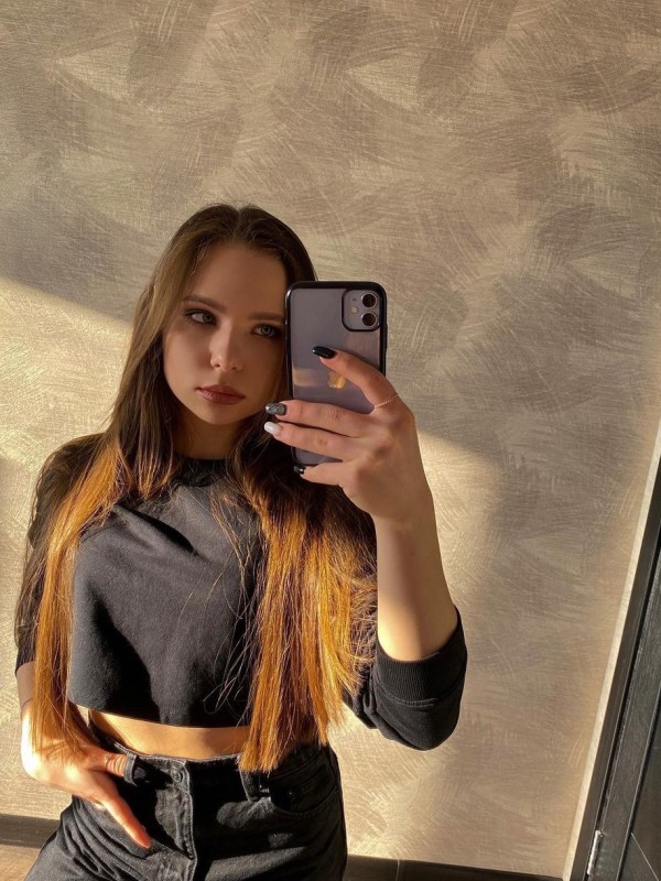 Карина привлекательная девушка из Обнинска цена от 3000 руб