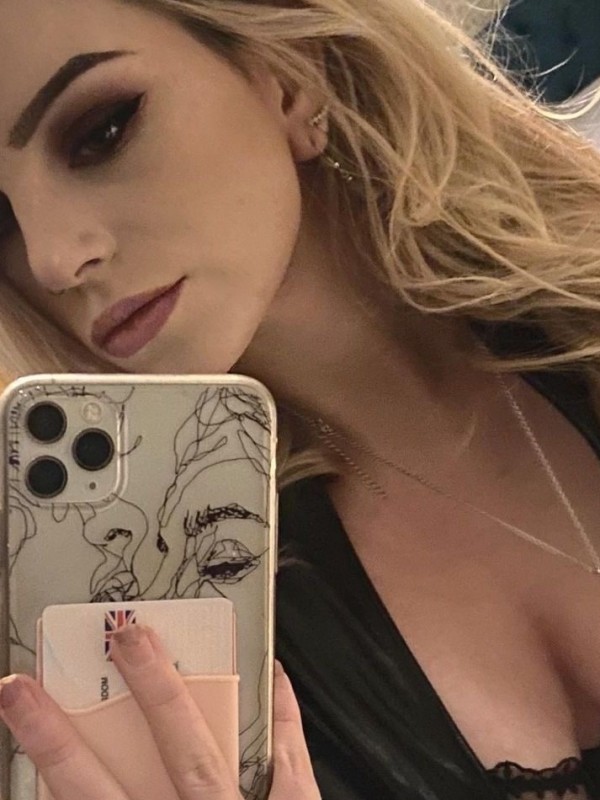 Оксана привлекательная девушка из Обнинска цена от 3000 руб