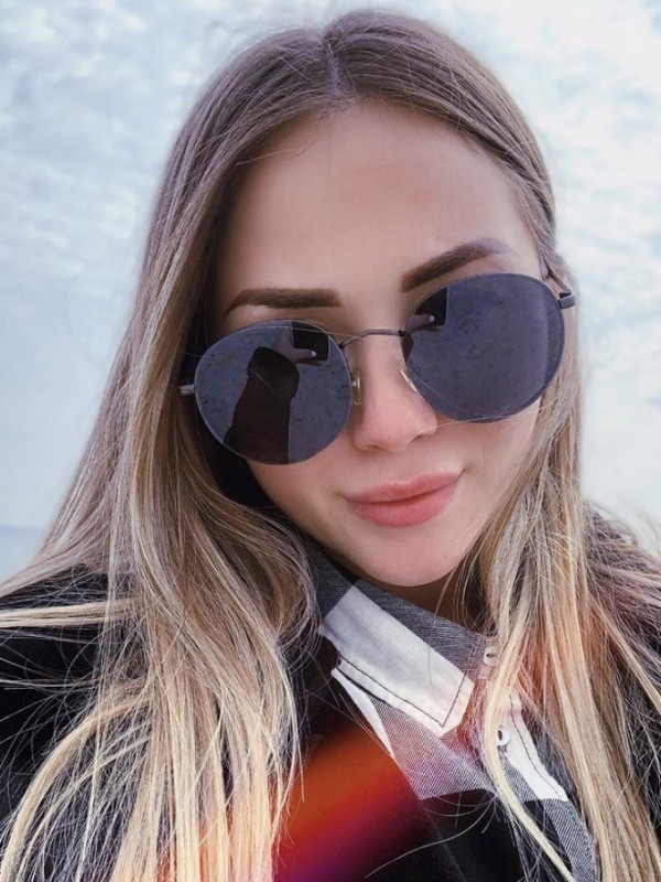 🎥 Карина привлекательная девушка из Обнинска цена от 4000 руб